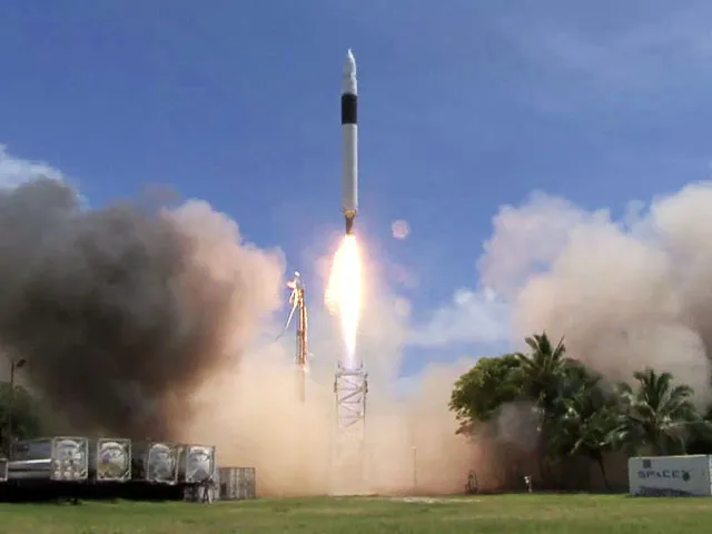 SpaceX猎鹰1号火箭发射